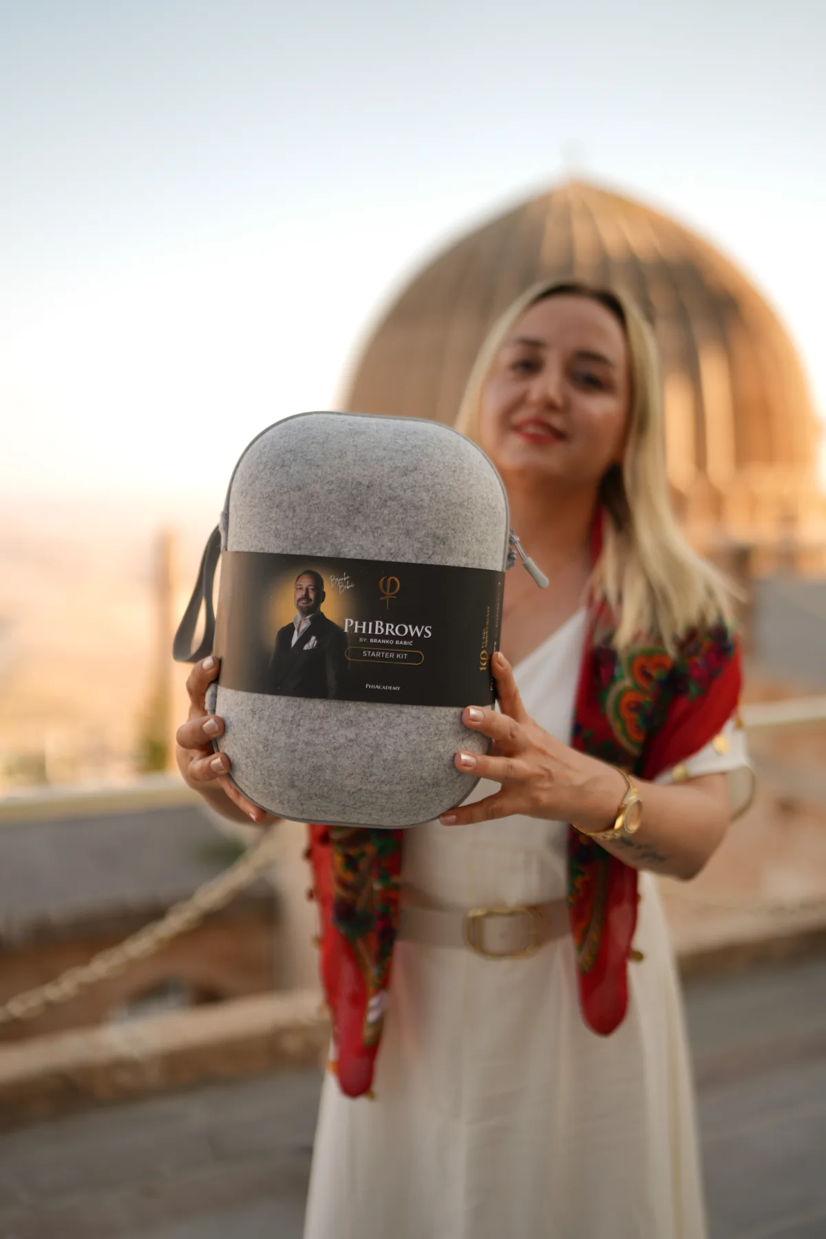 Eğitim kitiyle Mardin’den bir öğrenci hatırası